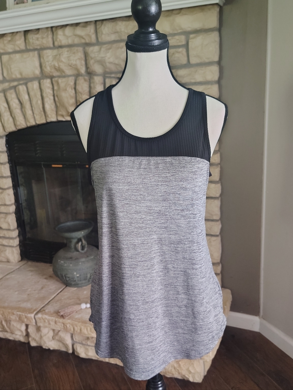 Reebok Black and Heather Gray Athletic Tank Medium